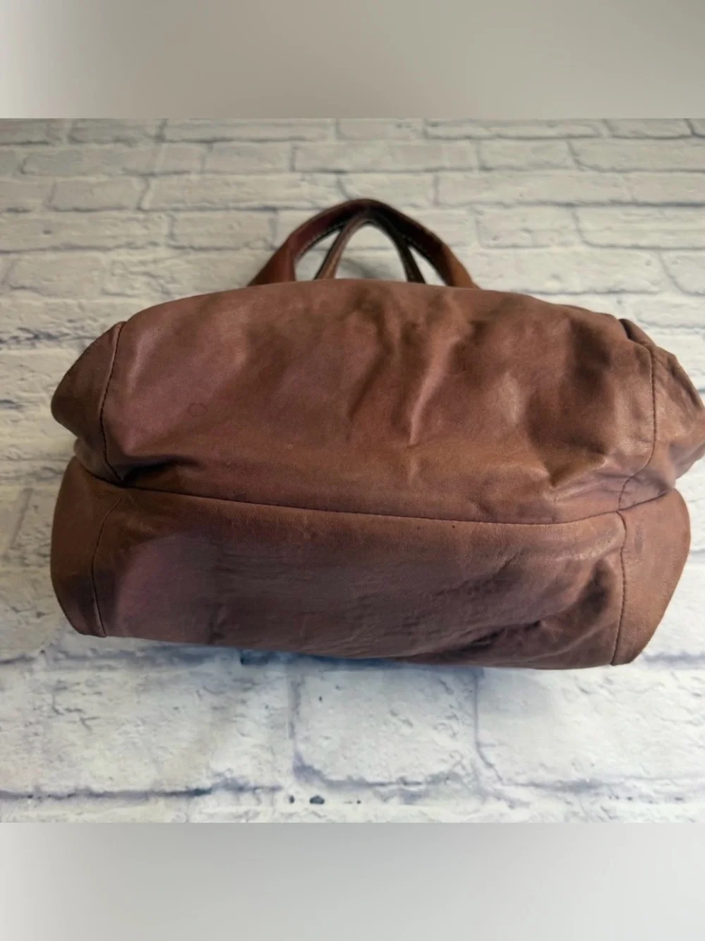 Vintage Fossil Fifty-Four “Blake”Mauve Leather Hobo Bag with Brass Key Charm
